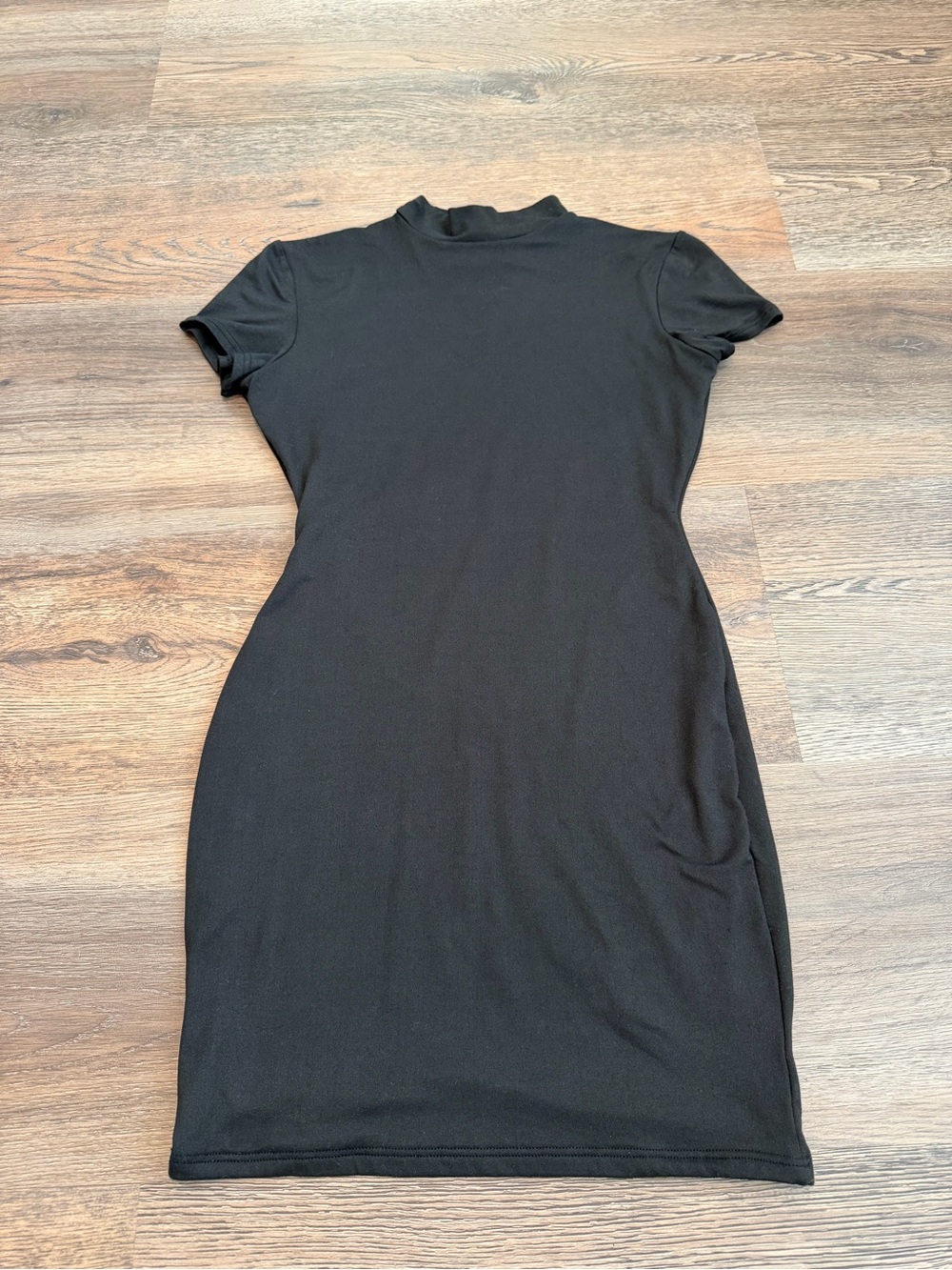 Windsor Black Mock Neck Short Sleeve Bodycon Mini Dress Size Medium